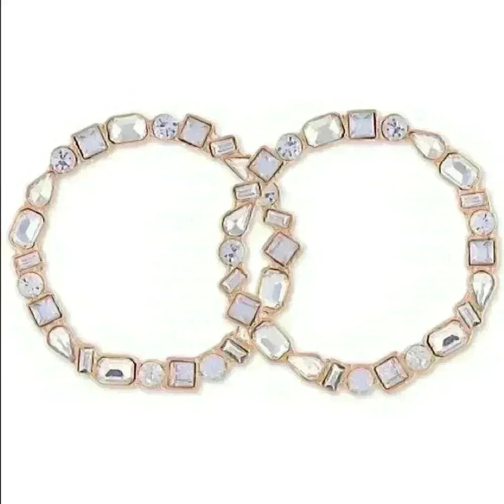 GUESS new Medium Gold-Tone Crystal Front H…